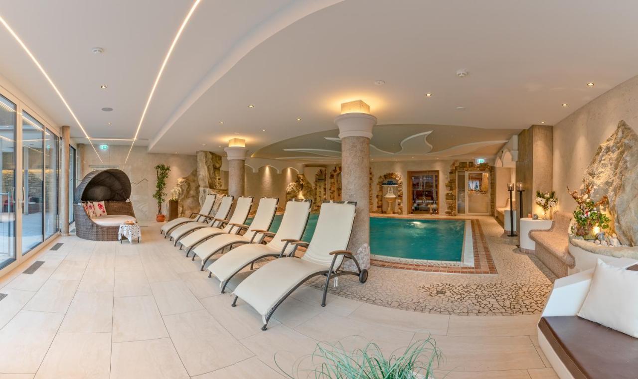 Hotel St. Georg ไมย์อาโฮเฟิน ภายนอก รูปภาพ